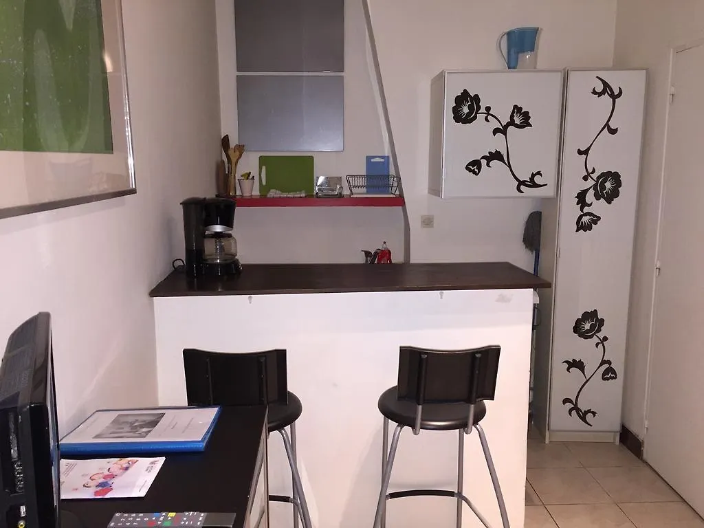 Le Marais Rosiers Lägenhet